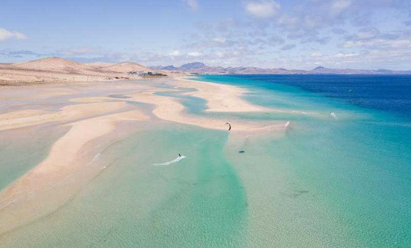 Villa Tiguaro Piscina Climat Jacuzzy Ac Villa 9 12 Corralejo Exterior foto
